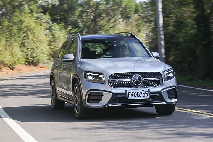 想买7座suv,可别再把这辆奔驰给忘了_腾讯新闻