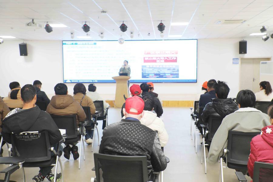 甘肃籍务工人员王花兰希望在青岛工作让生活更美好