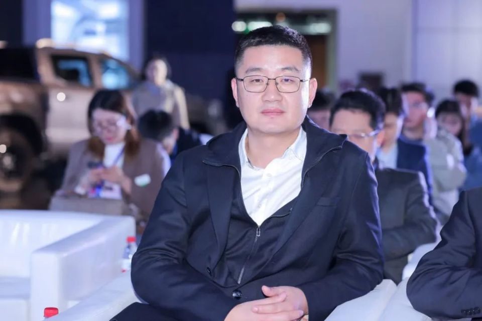 我希望运良对新普拉多研发的改装套件,未来也能出口到别的国家,到全球