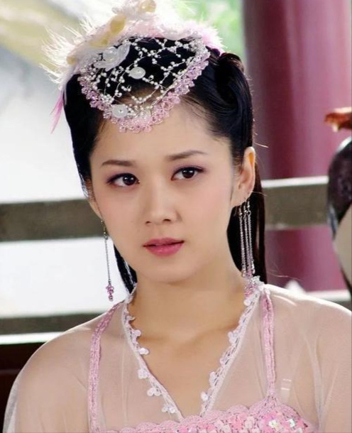 又一知名韩国女星,被财阀潜规则300多次,一年堕胎高达