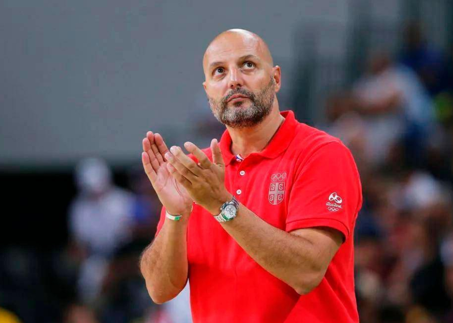 男篮3大问题再次暴露,乔教练承认失误马上改,央视态度也转变了_腾讯