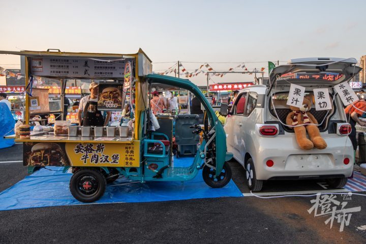 从新城路到吴郭街再到无国界,流动摊位自发形成的野生夜市,当地如何