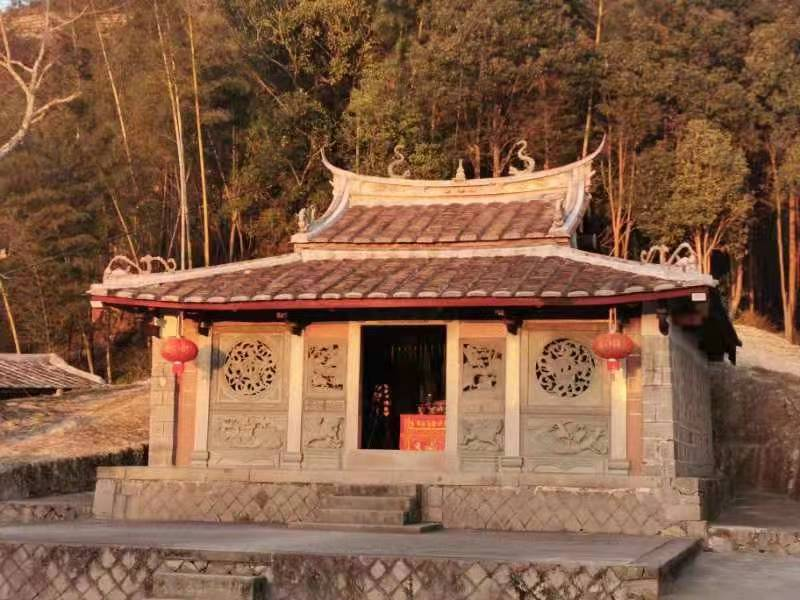 就在感德石门-龙通保生故里祈福安康,龙通土楼穿越时空将在感德镇开跑