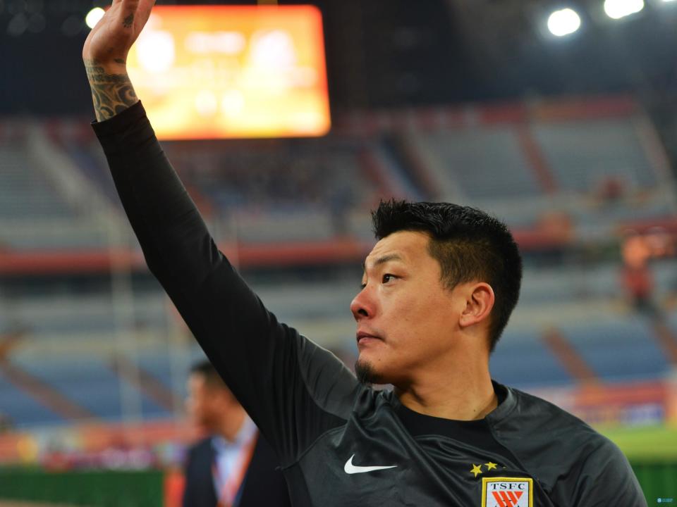 王大雷:年轻球员展现了自己的能力,告诉他们享受比赛就行