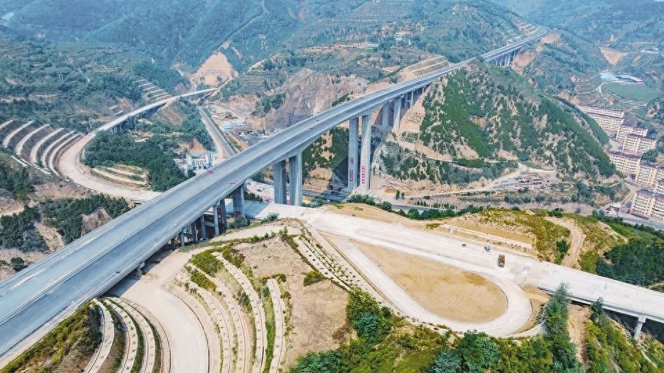 厉害了山西三条在建高速公路传来捷报
