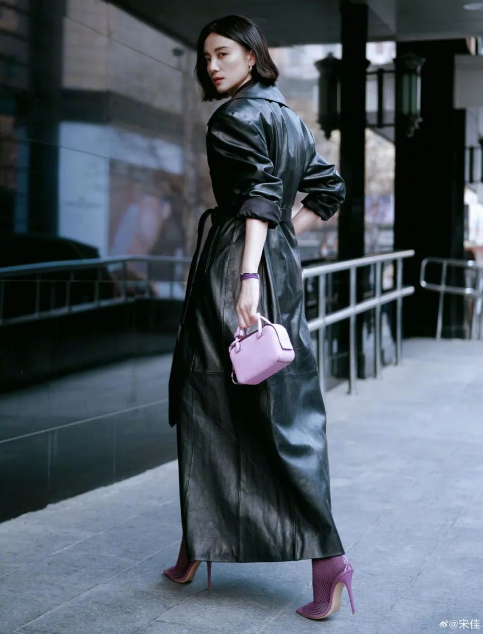 宋佳的穿搭,是怎么做到张弛有度的?