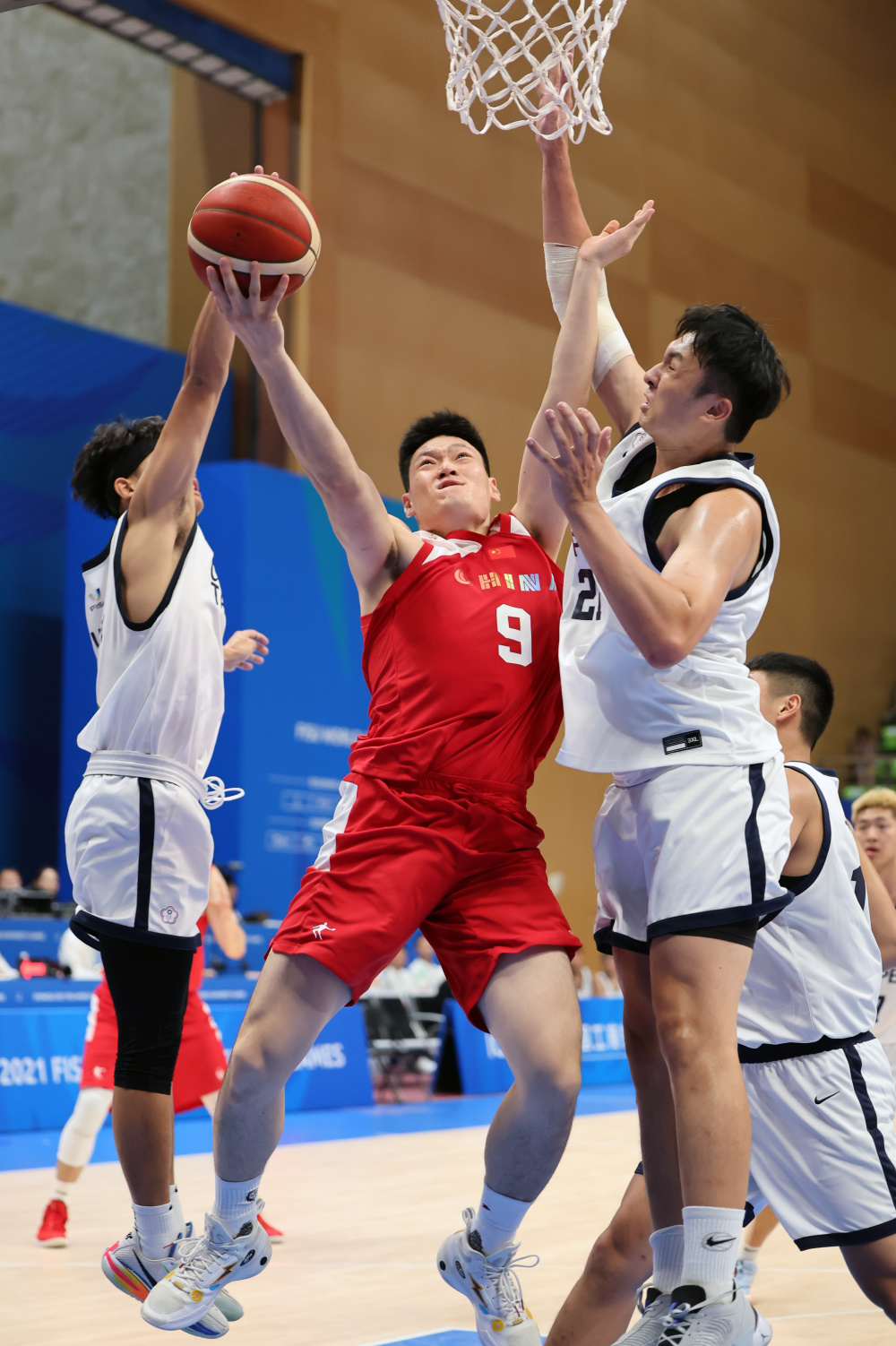 成都大运会篮球男子预赛a组中国队不敌中国台北队