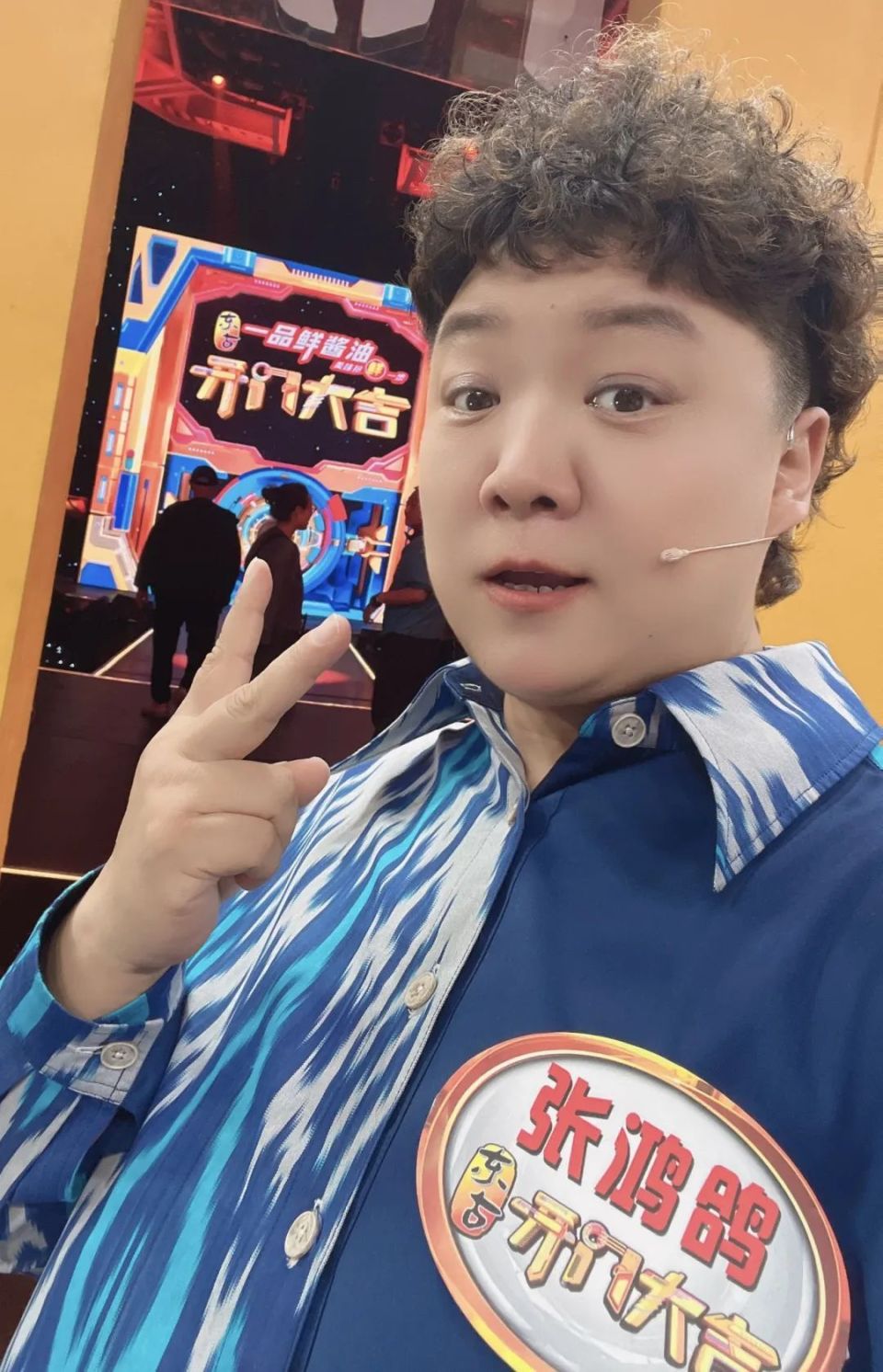 来自奎屯的"新疆鸽子"飞到央视《开门大吉》宣传家乡特产