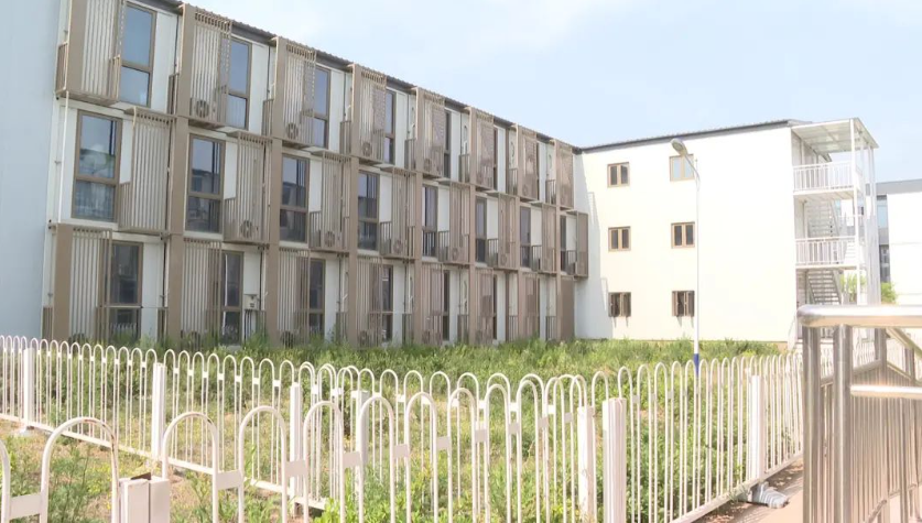 为了解决新市民,新青年,企业白领等群体安居需求,,其中,经开区"建设者