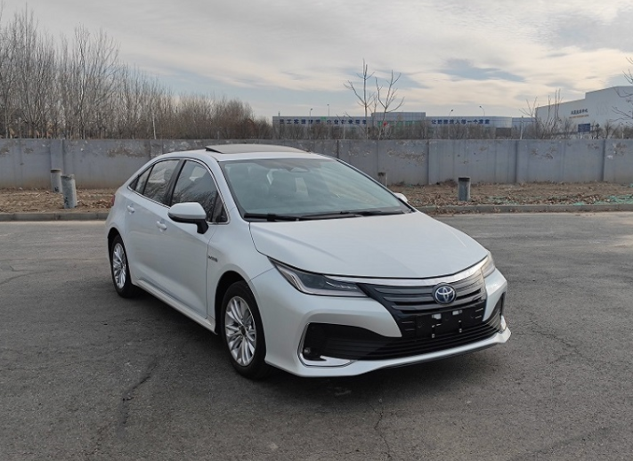 丰田亚洲狮双擎实车亮相!外观细节优化,油耗最低可达4.08升_腾讯新闻