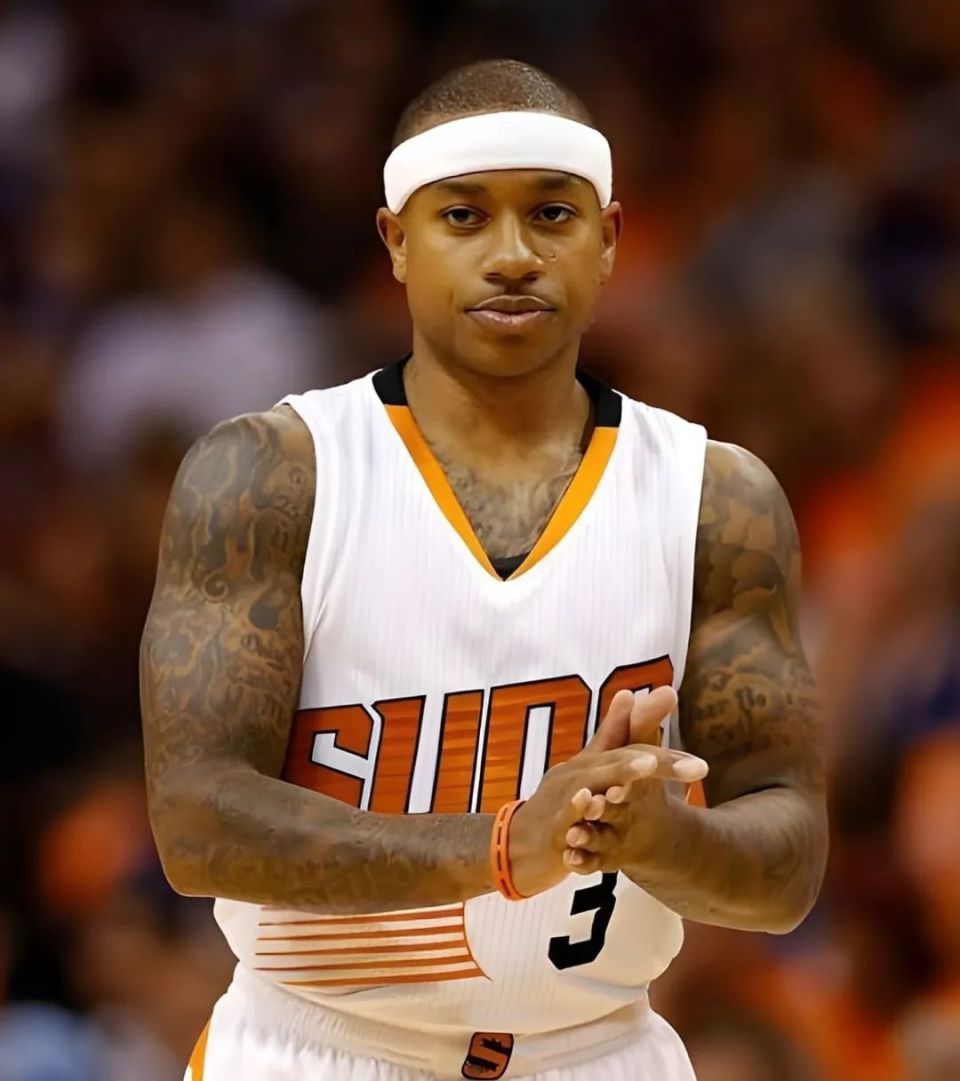 恭喜小托马斯!签下nba正式合同_腾讯新闻