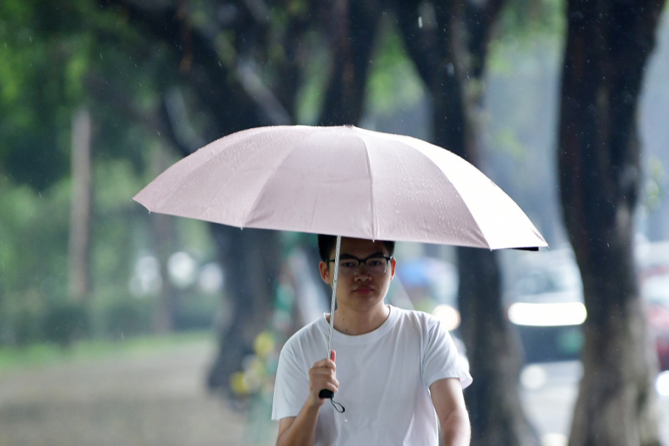 下周一廣州最高氣溫下降至27℃左右，秋天來了嗎？