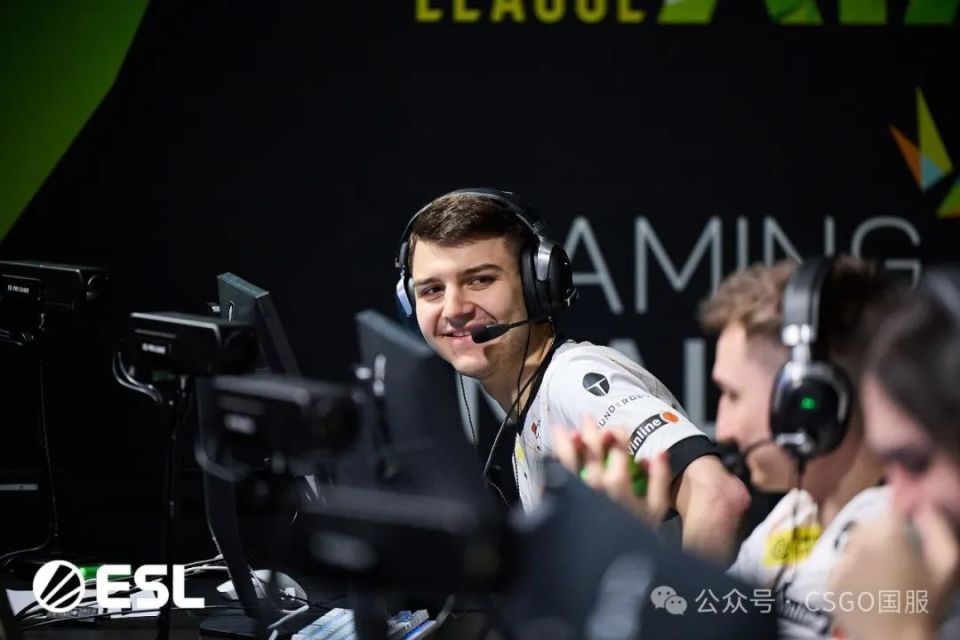 尼公子沙鹰4杀灭队,g2完成大逆转,faze三图涉险过关