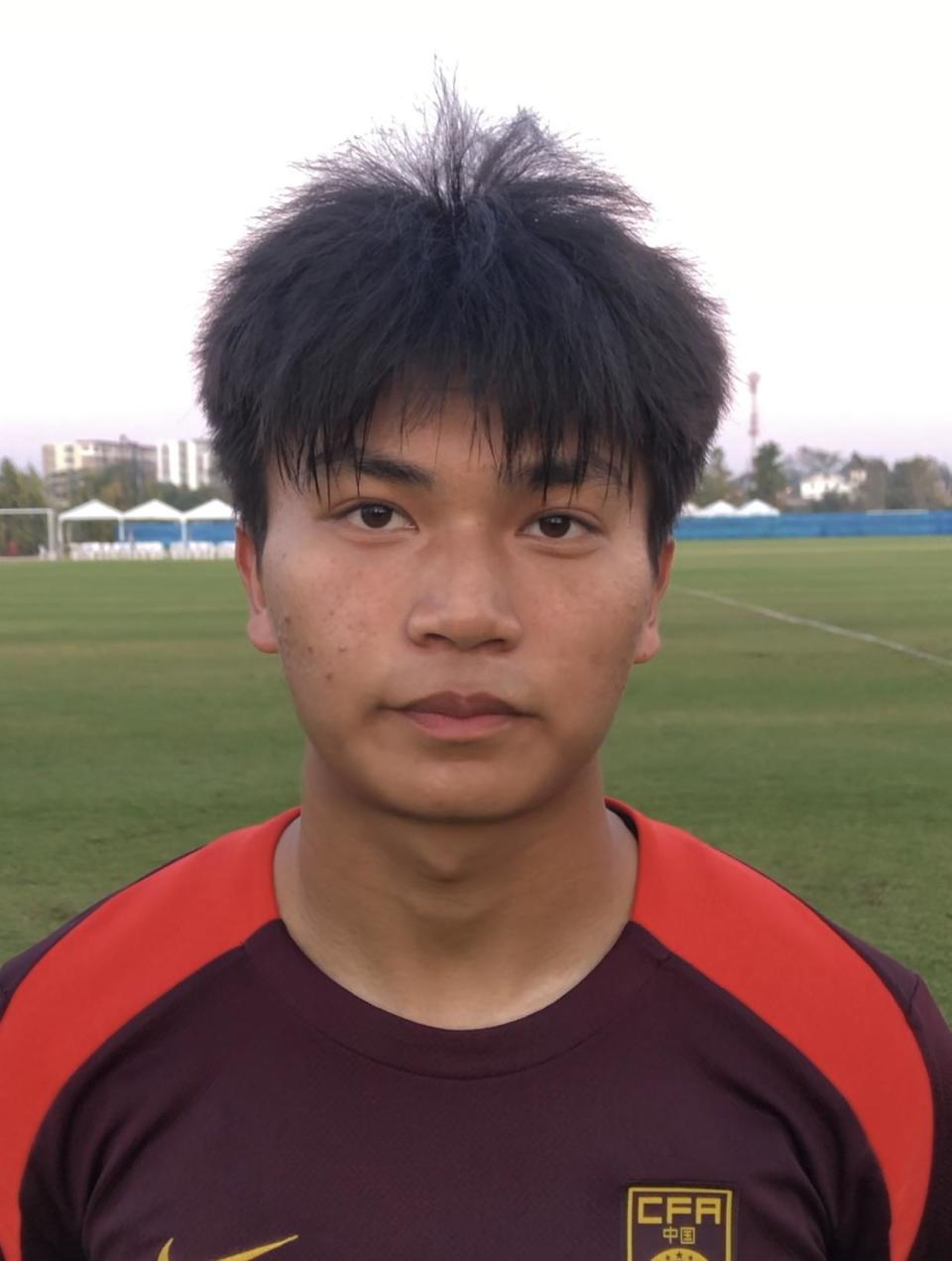 直播吧采访蒯纪闻：U20亚洲杯争取先小组出线 然后争取进入世青赛_腾讯新闻