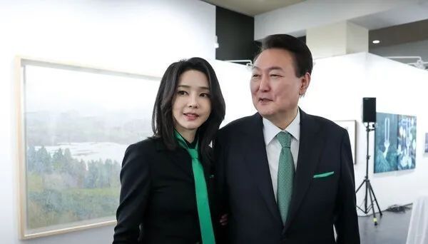 消失169天后,"第一夫人"现身