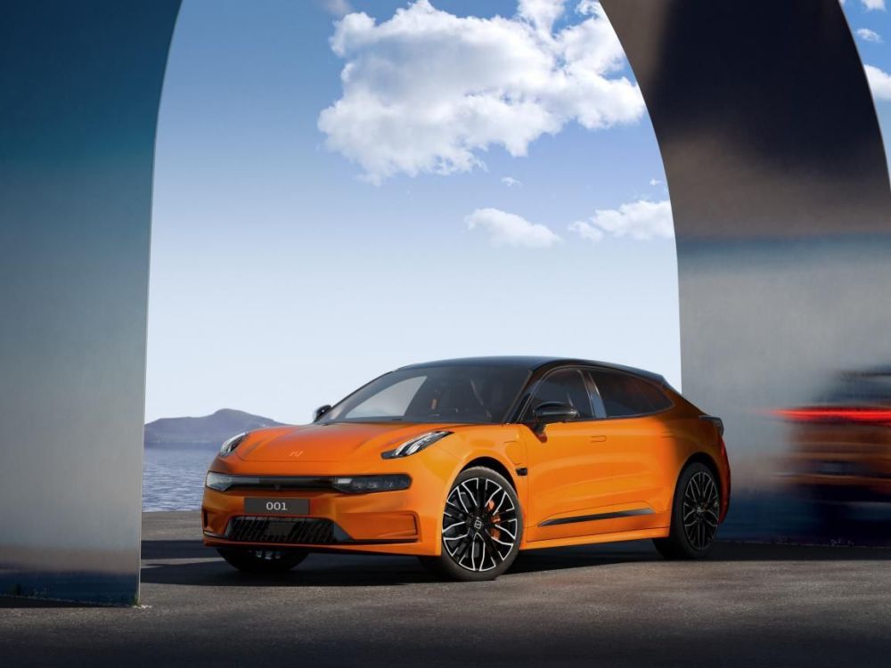 极氪001推限时免费升级包 最高价值可达8万元_腾讯新闻