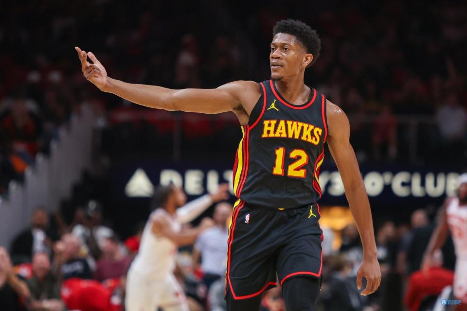 亨特今天投篮感觉很好我努力给小卡制造困难