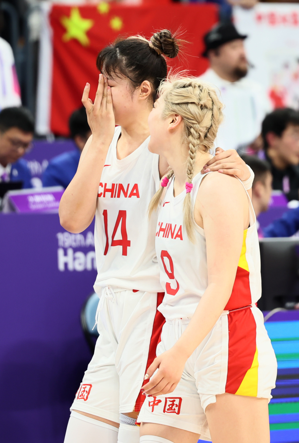 篮球——中国女篮夺冠(5)_腾讯新闻