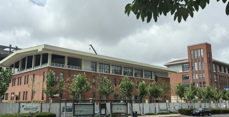 日照某大型综合体试营业,新营中学一新校区招生!