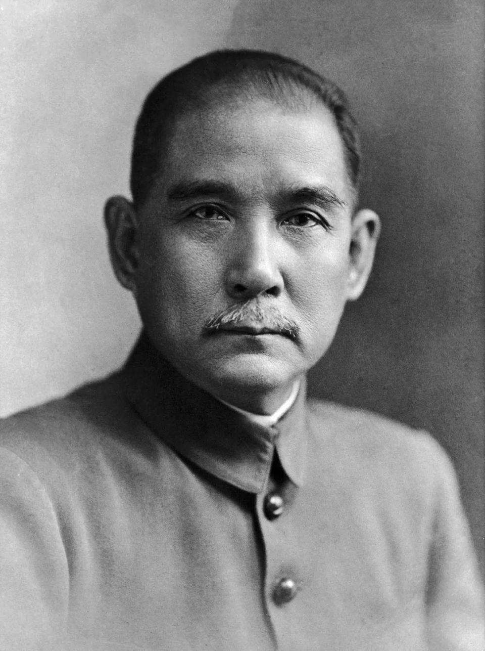 孙先生，100年没见，今年正好16万公里_腾讯新闻