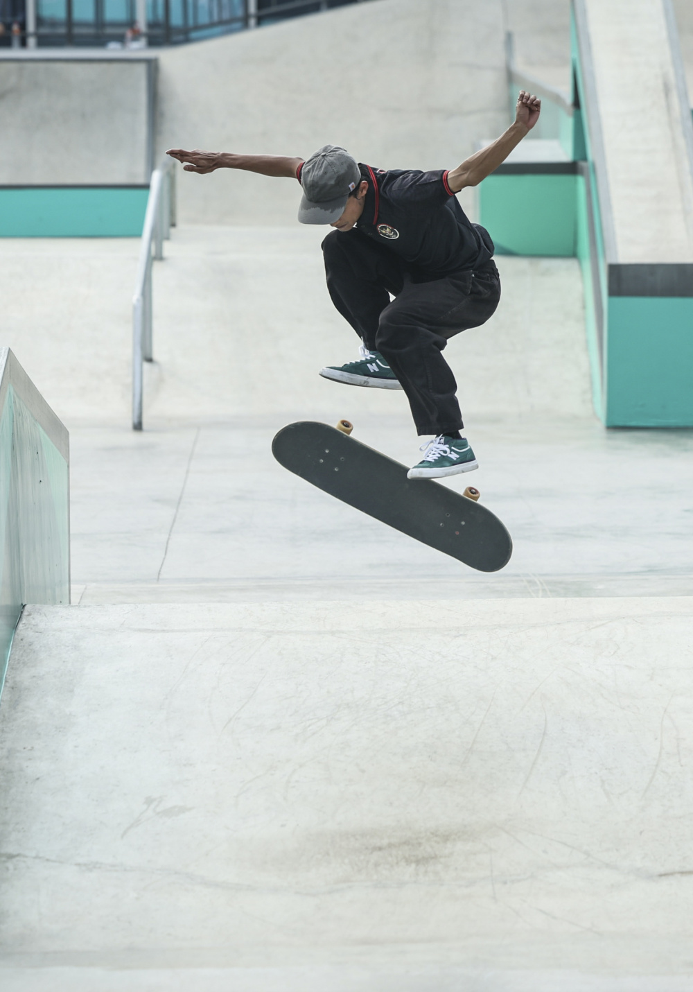 滑板——男子街式决赛:张杰夺冠(5)_腾讯新闻