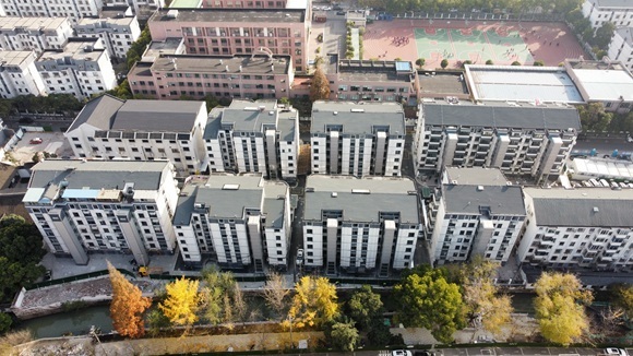 江苏昆山：老楼增梯托起百姓“宜居梦”-叭楼楼市分享网