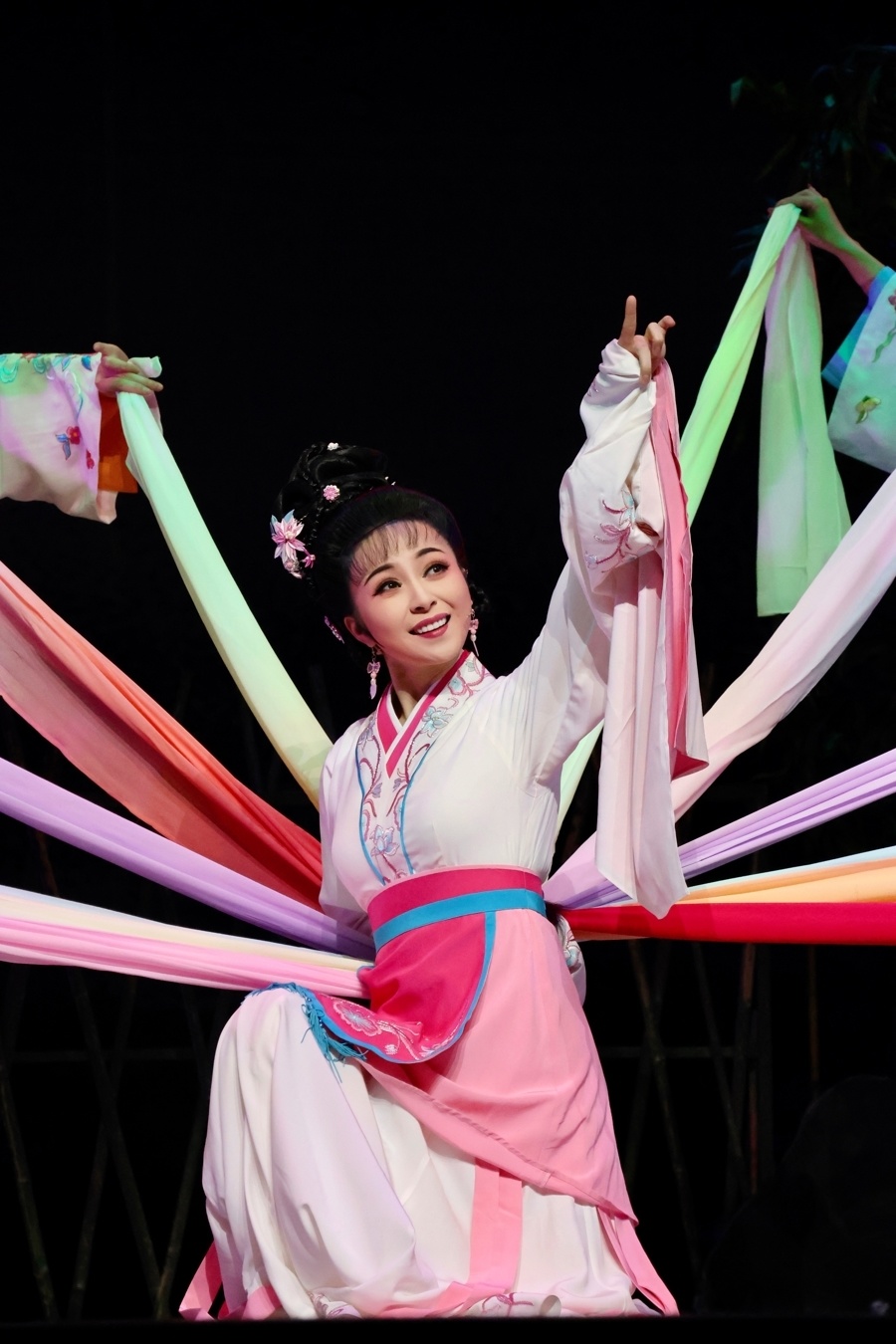 这位女演员如何成为第4代七仙女