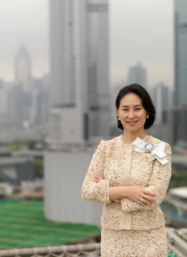 "赌王"之女何超琼拟入南方航空董事会-腾讯新闻