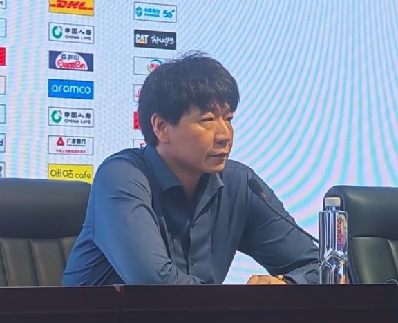 邱彪:对球队今天的表现非常满意 输球的责任我来承担