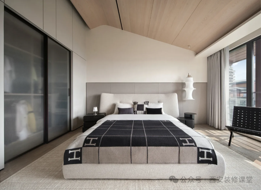 后知后觉,卧室斜顶这样做才惊艳7.