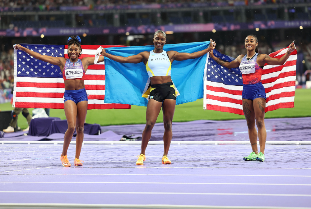 巴黎奥运会丨田径——女子100米:圣卢西亚选手阿尔弗雷德夺冠(8)