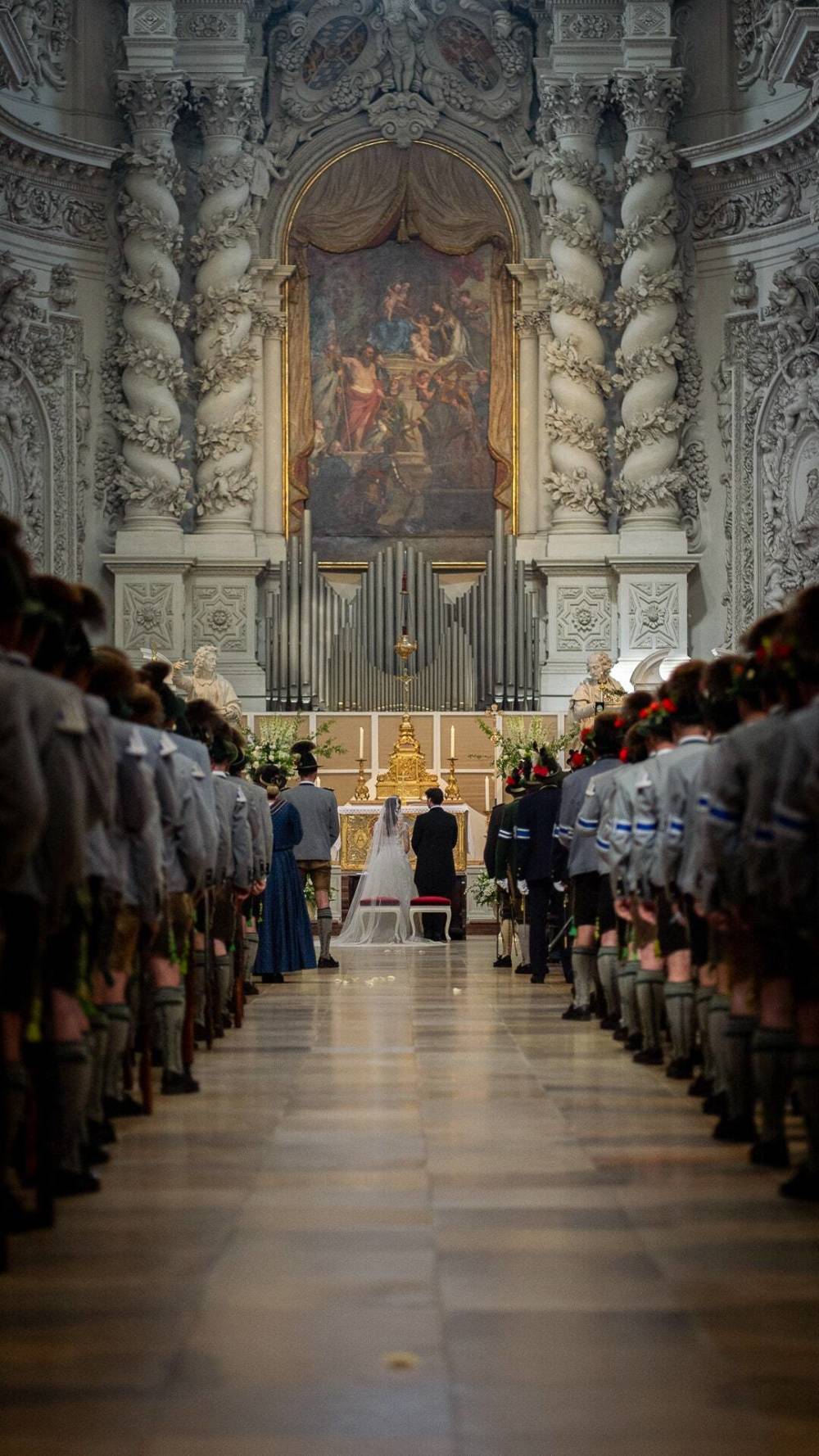 而维特尔斯巴赫家族也一直在培养未来的掌门人路德维希王子,应