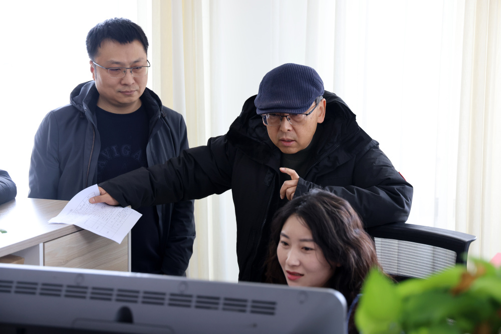 新华全媒 ·履职一年间丨全国人大代表杭侃:加大人才培养力度 全力