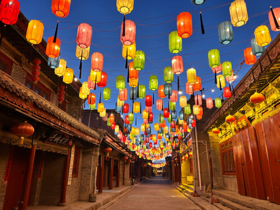 西宁丹噶尔古城提升吸引力推进非遗入驻开发皮绣等文创