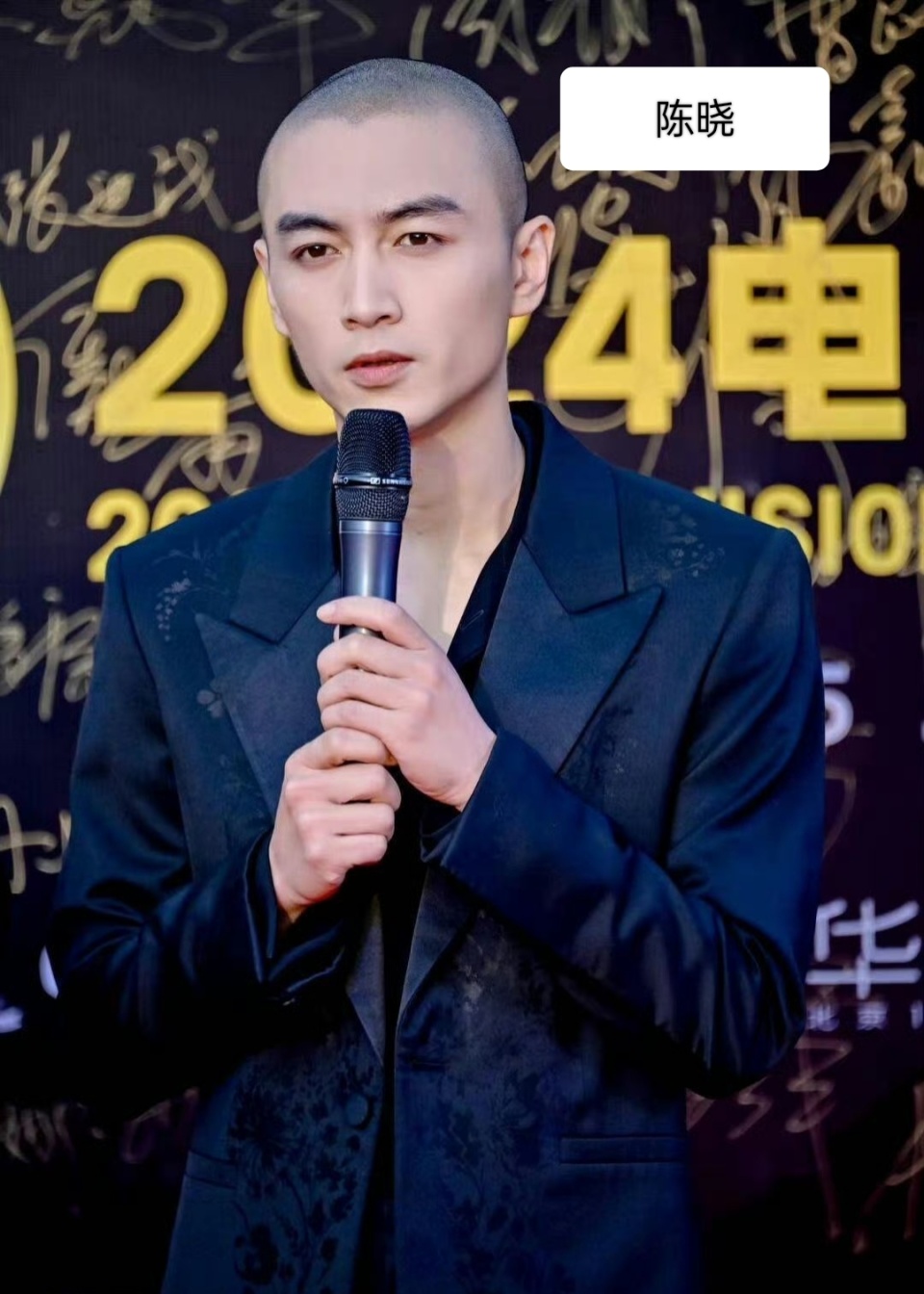 果然光头是最能检验帅哥颜值的,11位光头男星,哪个潇洒到了你?