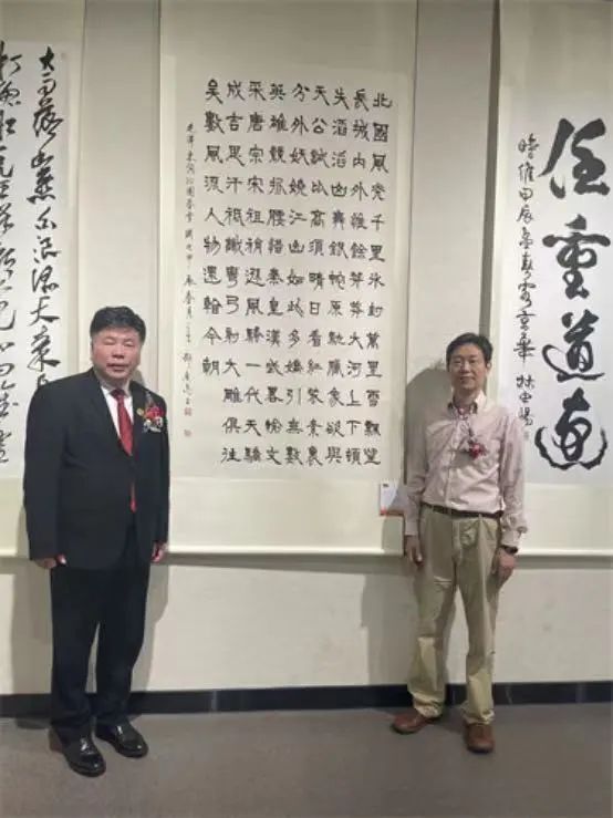 "双百展"隆重开幕