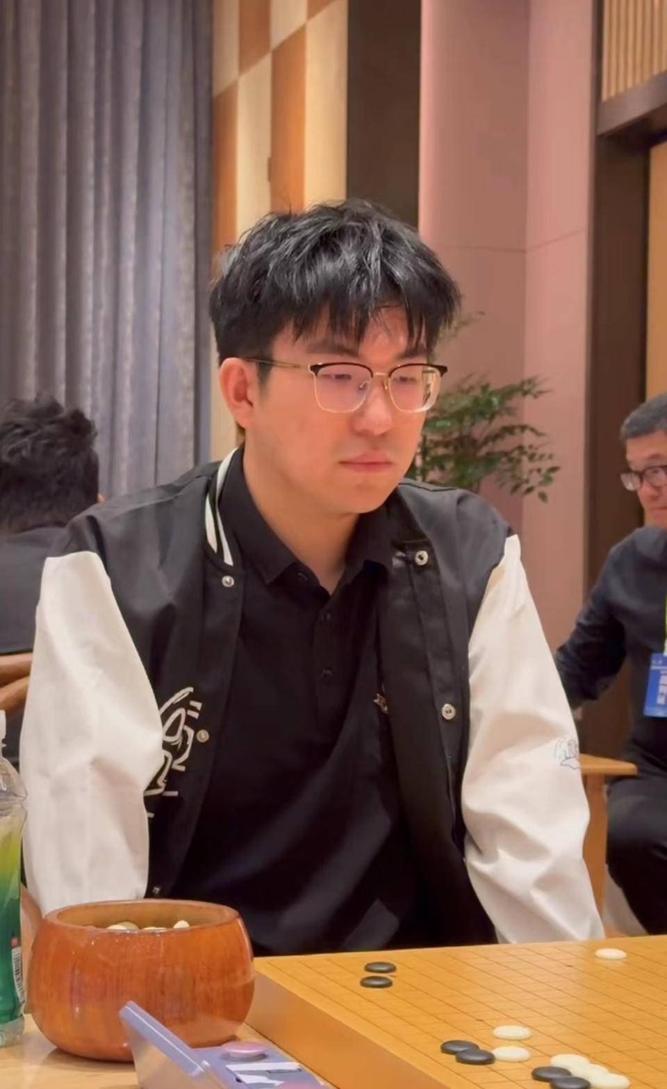 围甲联赛次轮遭遇晋旅 玲珑三箭齐发大胜而归