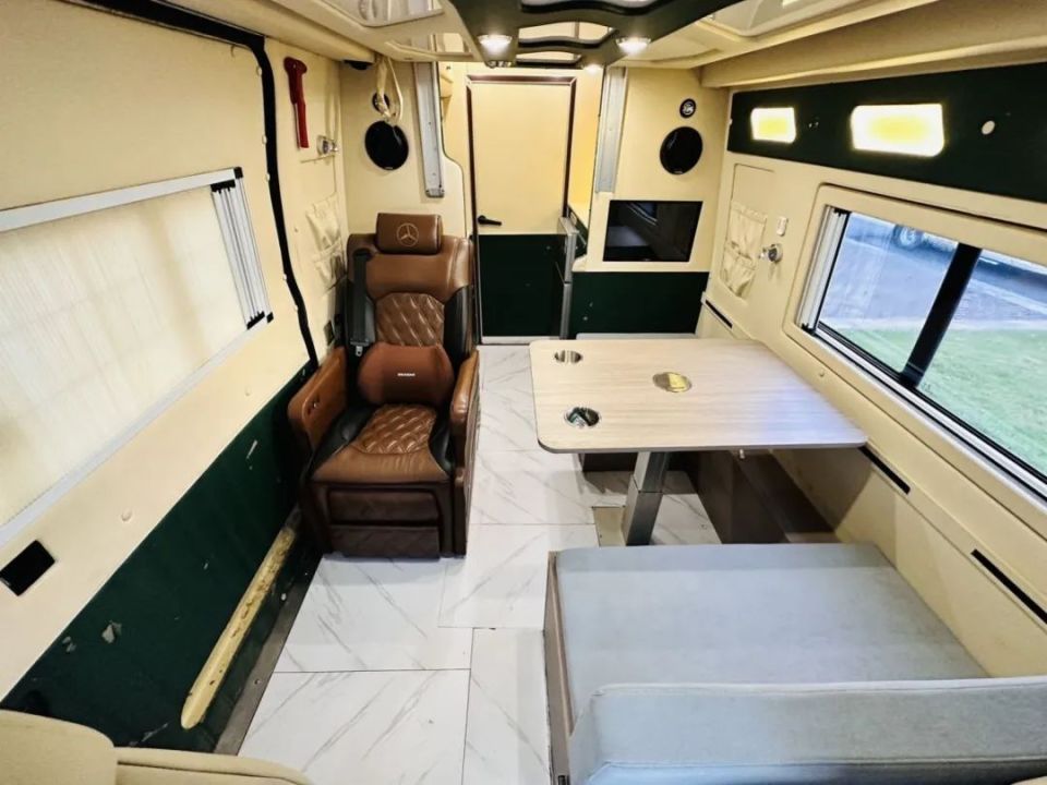 【二手房车】18年12月顺旅大通v80加长轴房车