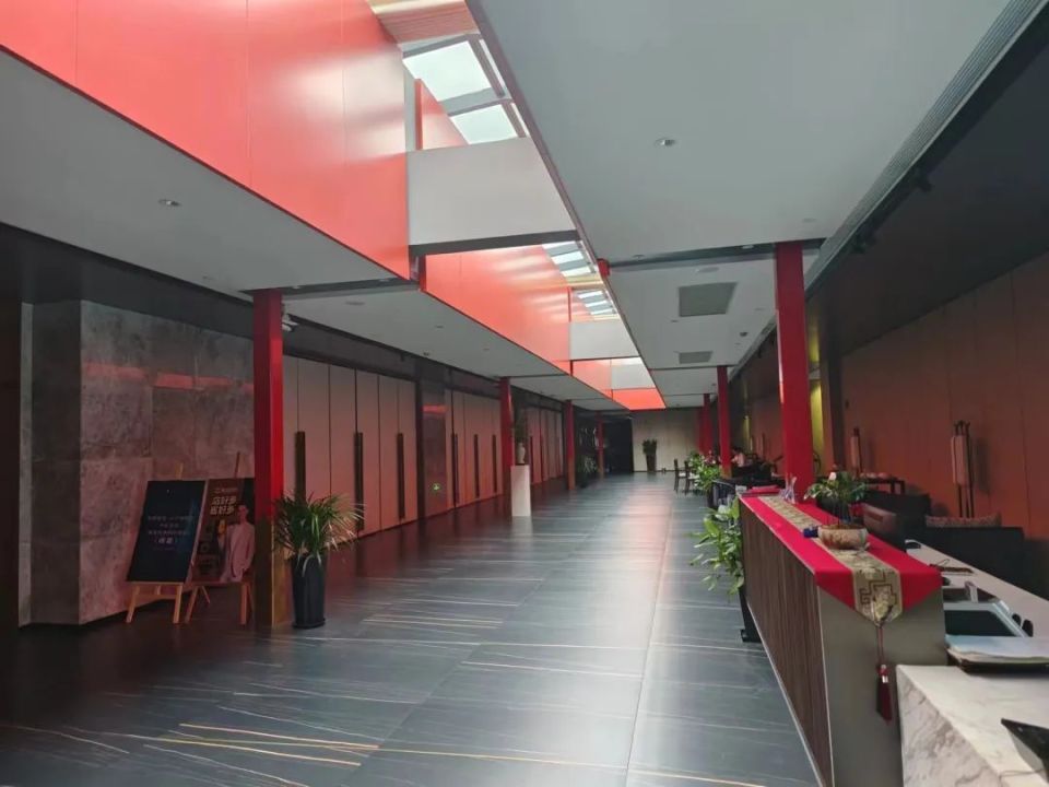 上海"宝燕壹号"部分门店关停或"脱钩"!充值会员卡出现