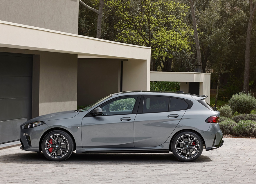 全新宝马1系是否会引进国产,新款车的产品力是高还是低