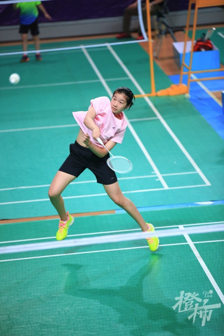 杭州16岁"猪猪女孩"成为羽毛球世界冠军!