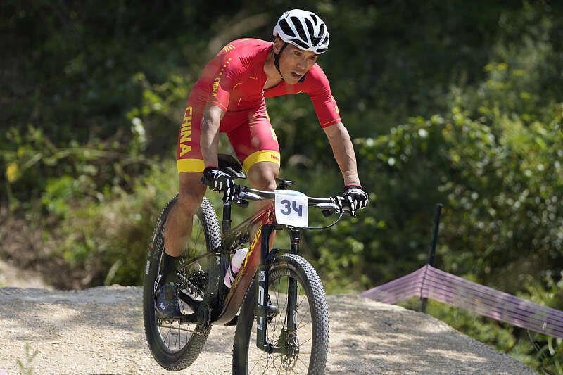 山地自行车越野赛的"上与下"