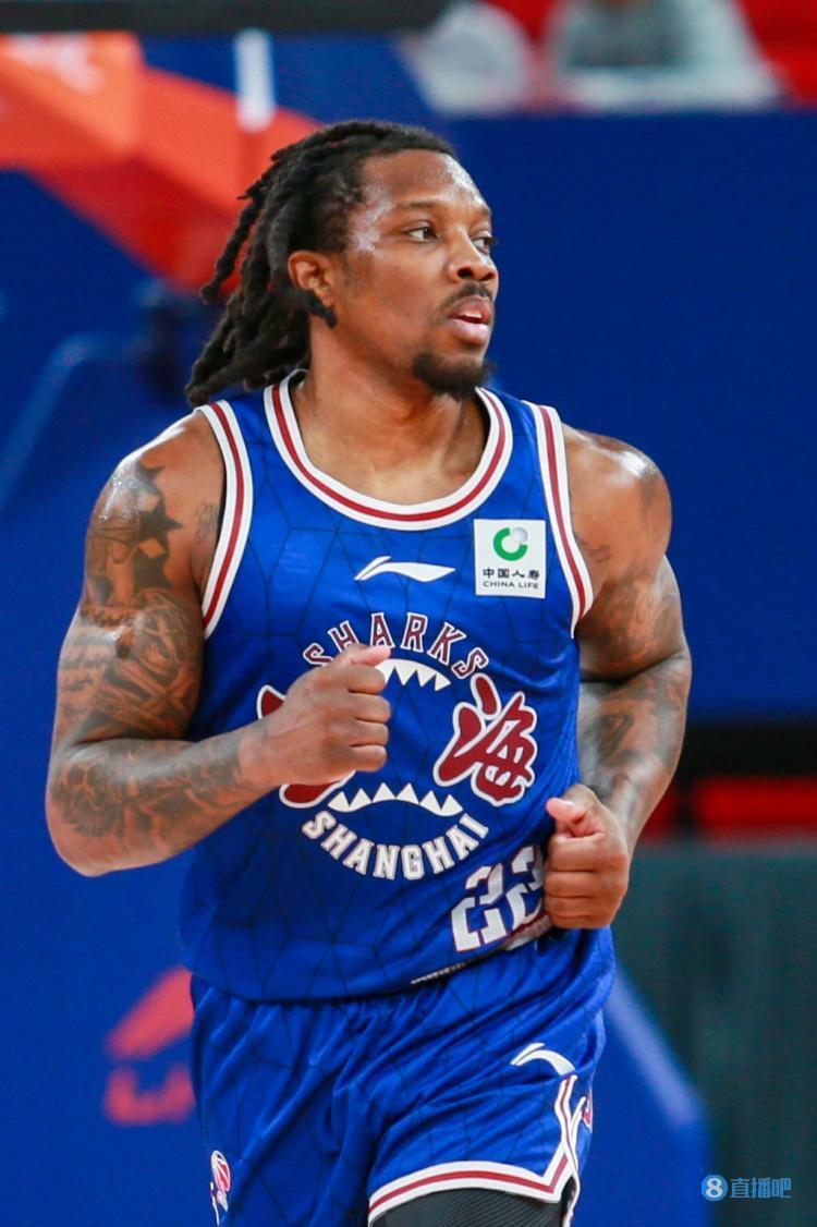 布莱德索半场10中6拿到12分3板2助