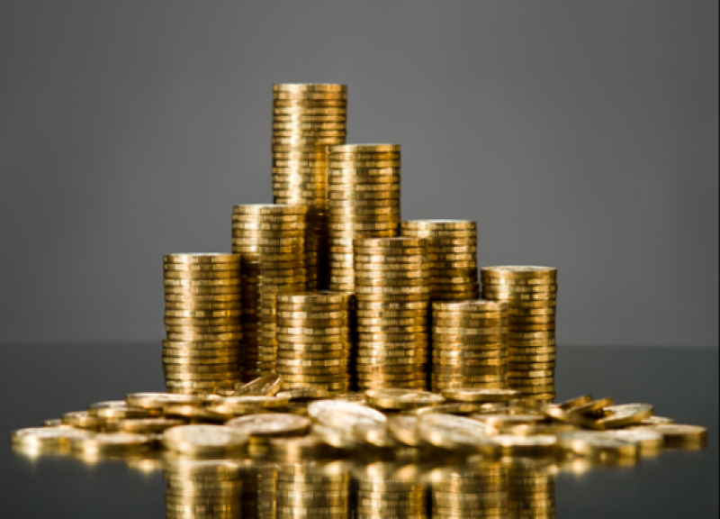 “调价次数数不清了”，黄金首饰进入奢侈品时代？市场看多黄金走势_腾讯新闻