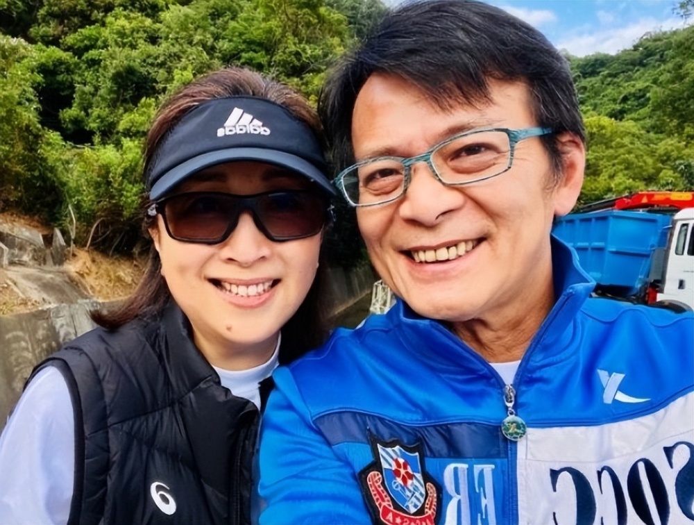 黄日华陈秀珠荧幕上多次合作遗憾的是饰演的角色都没修成正果