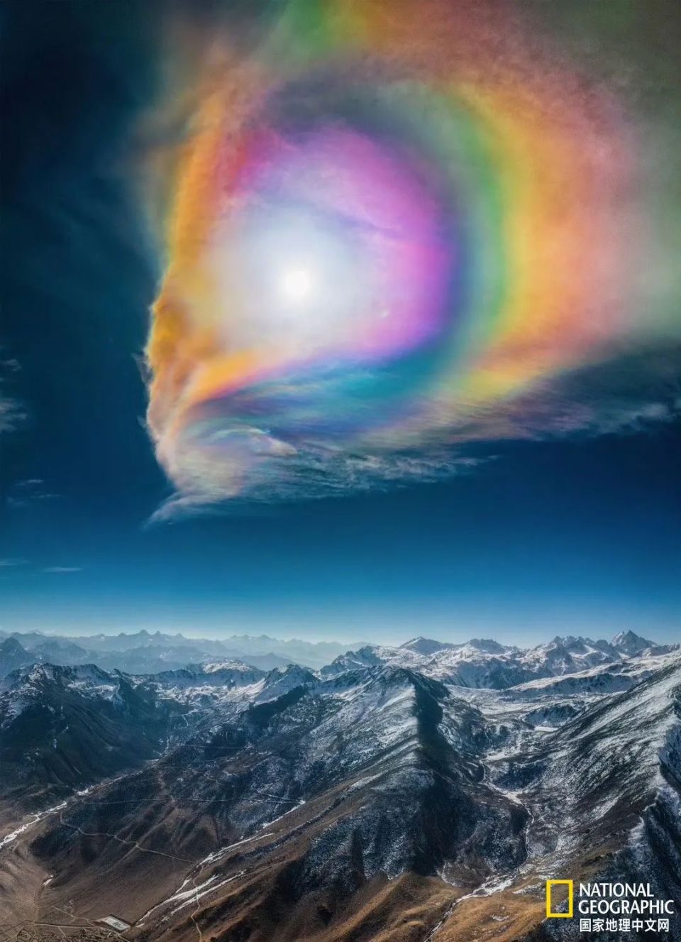 整整一代人没见过银河,他决定扛起镜头在地球上寻找