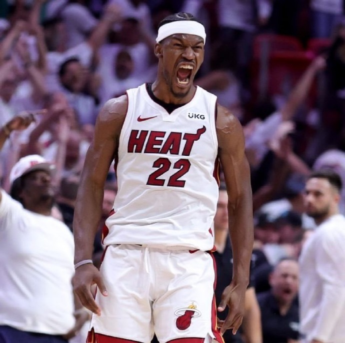 他们在首轮总分1-4不敌凯尔特人,其中头号球星吉米-巴特勒受伤,导致