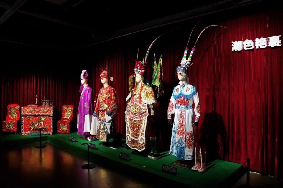 【图集】“剧透——潮剧题材艺术特展”在潮州开幕，展现传统戏文化魅力_腾讯新闻