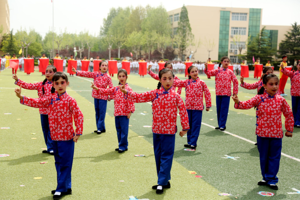 平度市同和小学:"双导师"制强师赋能,助力学校全面发展