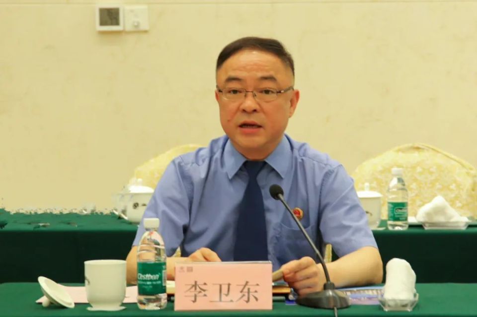 安徽省检察院副检察长李卫东对代表委员支持肯定检察工作表示感谢